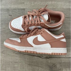 Nike Wmns Dunk Low ‘Rose Whisper’